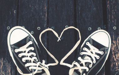 Як шнурувати кеди Converse